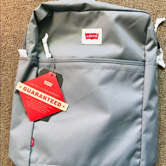 levi's l pack slim